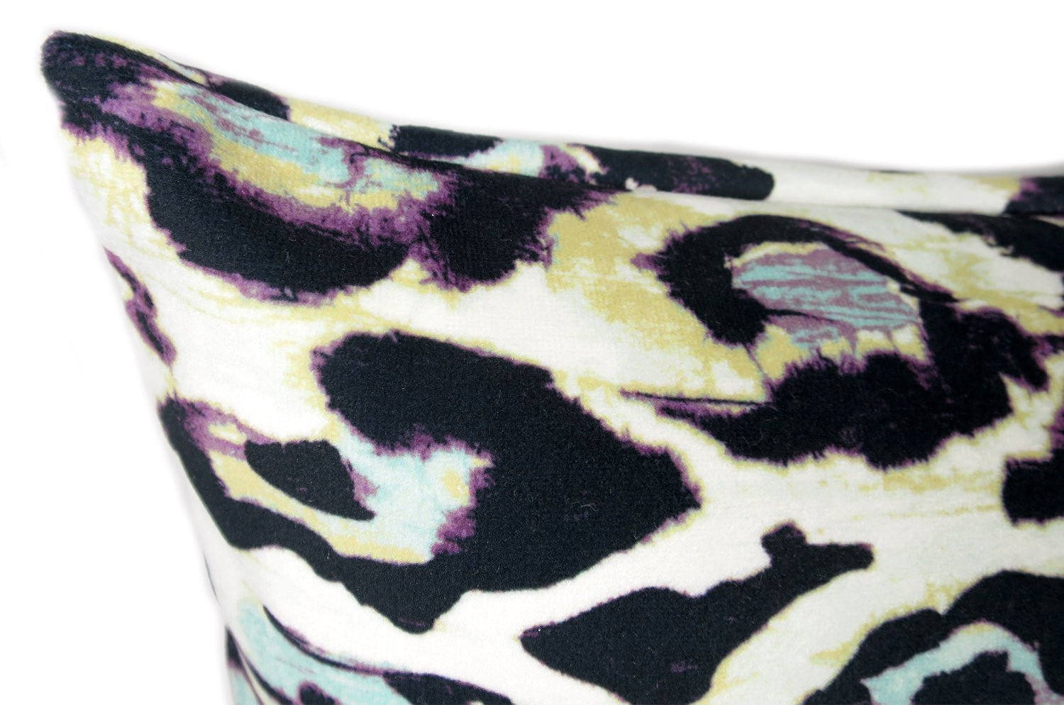 The Purple Leopard スペイン製起毛スエードタッチ パープルレオパード柄クッション 50×30cm 中材付 - HOUSE OF JAPAN Shop