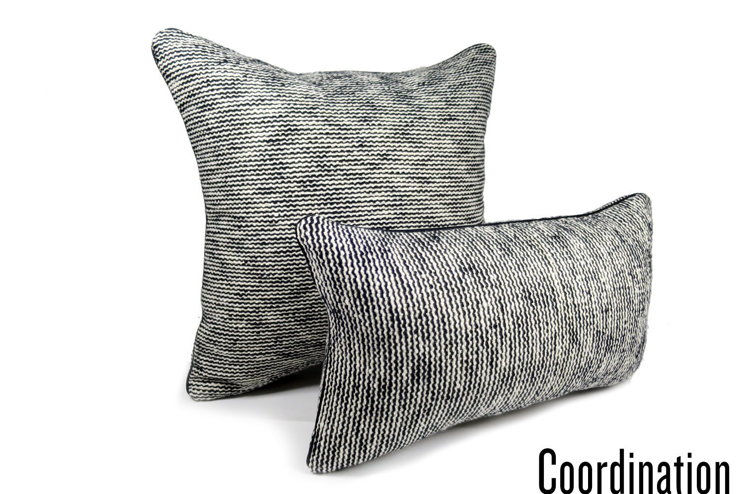 The RAGUSA アルマーニカーザ ラグーザ クッション(ブラックアイボリー) 45×29cm 中材付 - HOUSE OF JAPAN Shop