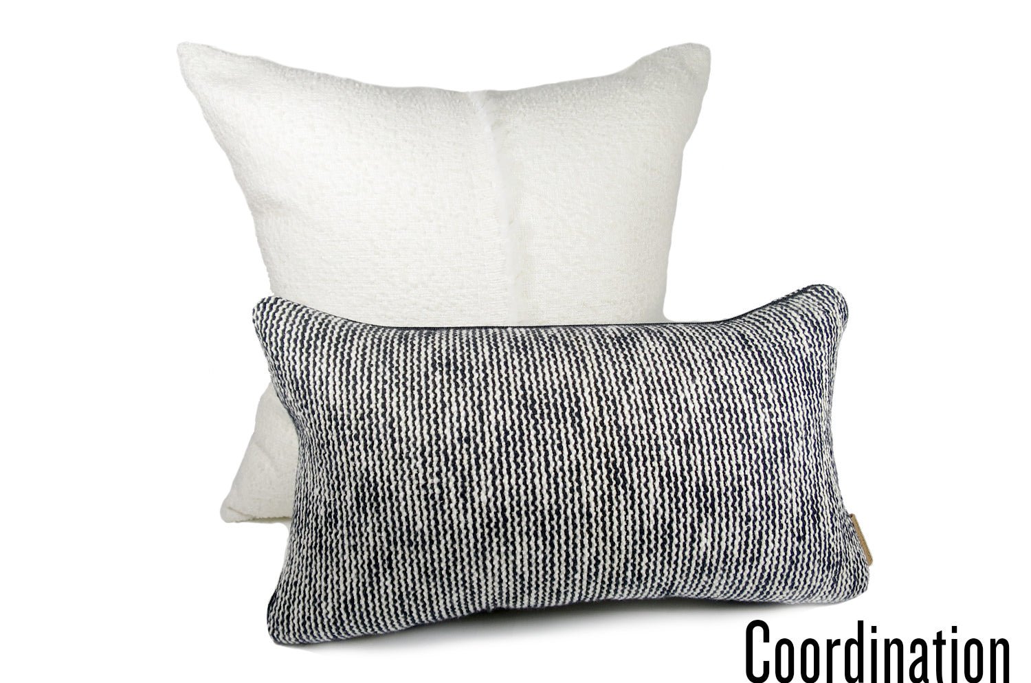 The RAGUSA アルマーニカーザ ラグーザ クッション(ブラックアイボリー) 45×29cm 中材付 - HOUSE OF JAPAN Shop