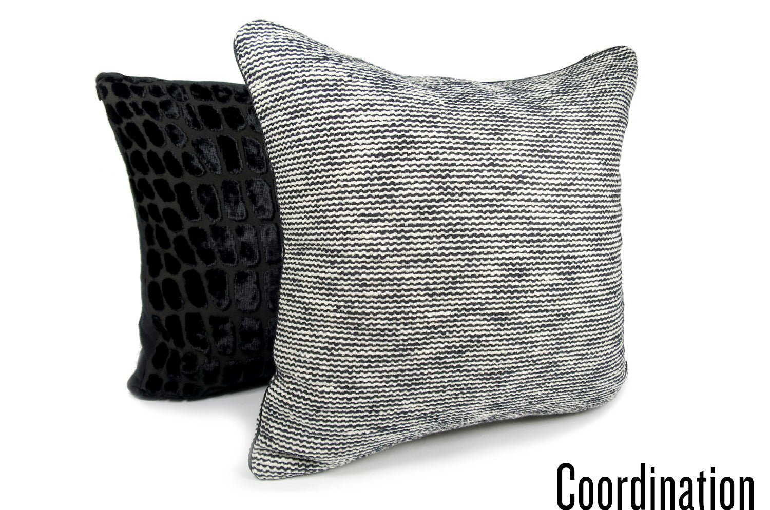 The RAGUSA アルマーニカーザ ラグーザ クッションカバー(ブラックアイボリー) 45×45cm - HOUSE OF JAPAN Shop