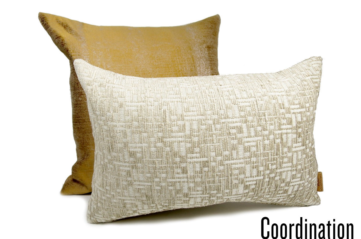 The REIMS アルマーニカーザ ランス ジャカードベルベットクッション(パール) 45×30cm 中材付 - HOUSE OF JAPAN Shop