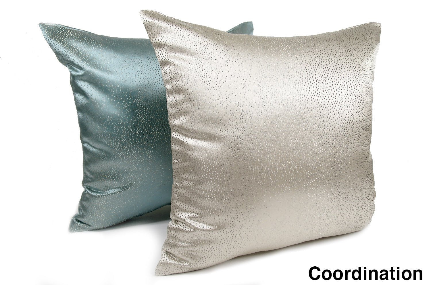 The RIVOLI - GHIACCIO アルマーニカーザ リボリ クッション(シャンパン) 45×45cm 中材付 - HOUSE OF JAPAN Shop