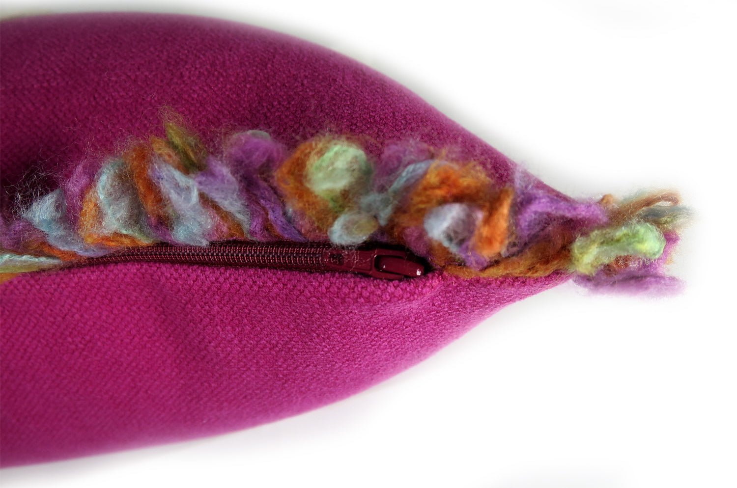 The ROMO 癒されレタードメッセージクッション(Heart Hug) ハンドメイド 49(53)×29(33)cm 中材付 - HOUSE OF JAPAN Shop