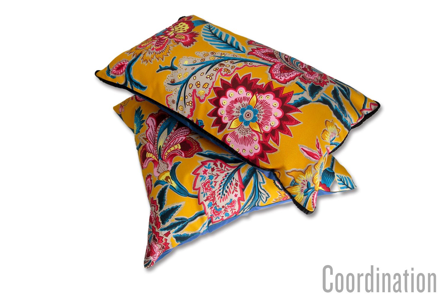 The ROMY ロミー オリエンタルフラワー 横長クッション (ゴールデンイエロー) 50×30cm 中材付 - HOUSE OF JAPAN Shop