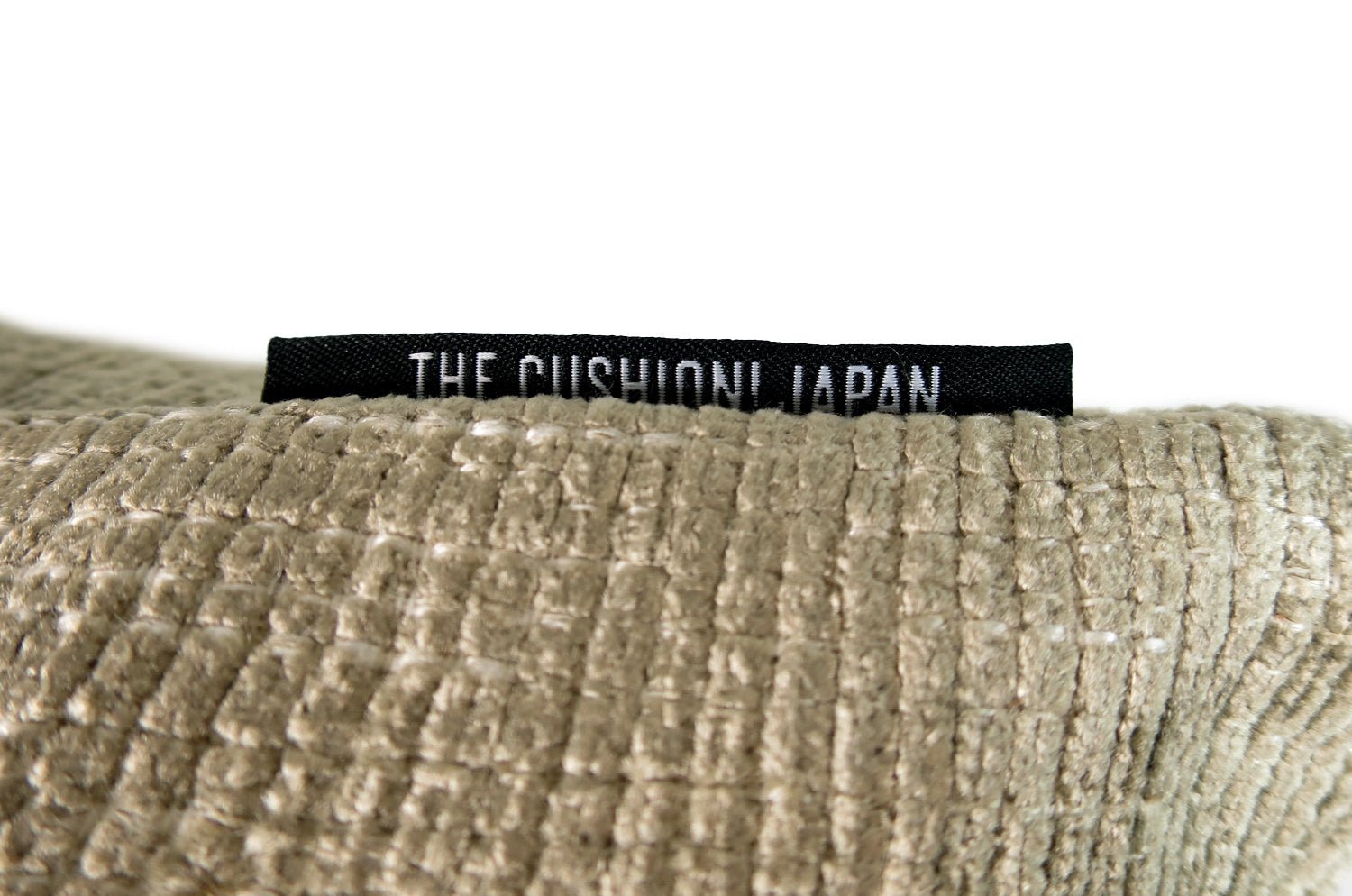 The ROUEN アルマーニカーザ ルーアン ジャカードベルベットクッション(ヌードベージュ) 45×30cm 中材付 - HOUSE OF JAPAN Shop