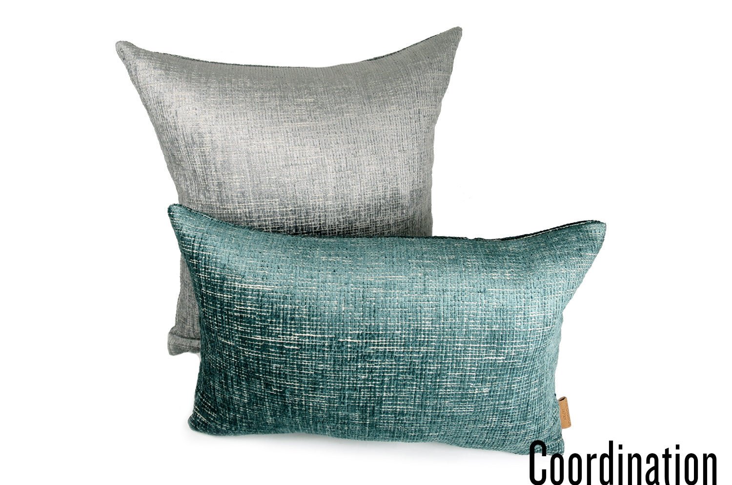 The ROUEN アルマーニカーザ ルーアン ジャカードベルベットクッション(VIRIDIAN) 45×30cm 中材付 - HOUSE OF JAPAN Shop