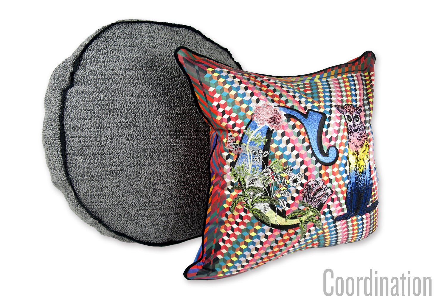 The ROUND ダークブークレ ラウンドクッション Φ42×12cm 中材付 - HOUSE OF JAPAN Shop