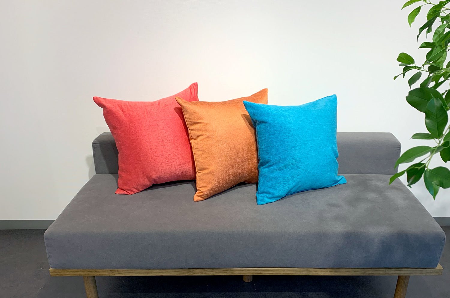 The Royal velour ロイヤルベロア クッションカバー BLUE ATOLL 45×45cm - HOUSE OF JAPAN Shop