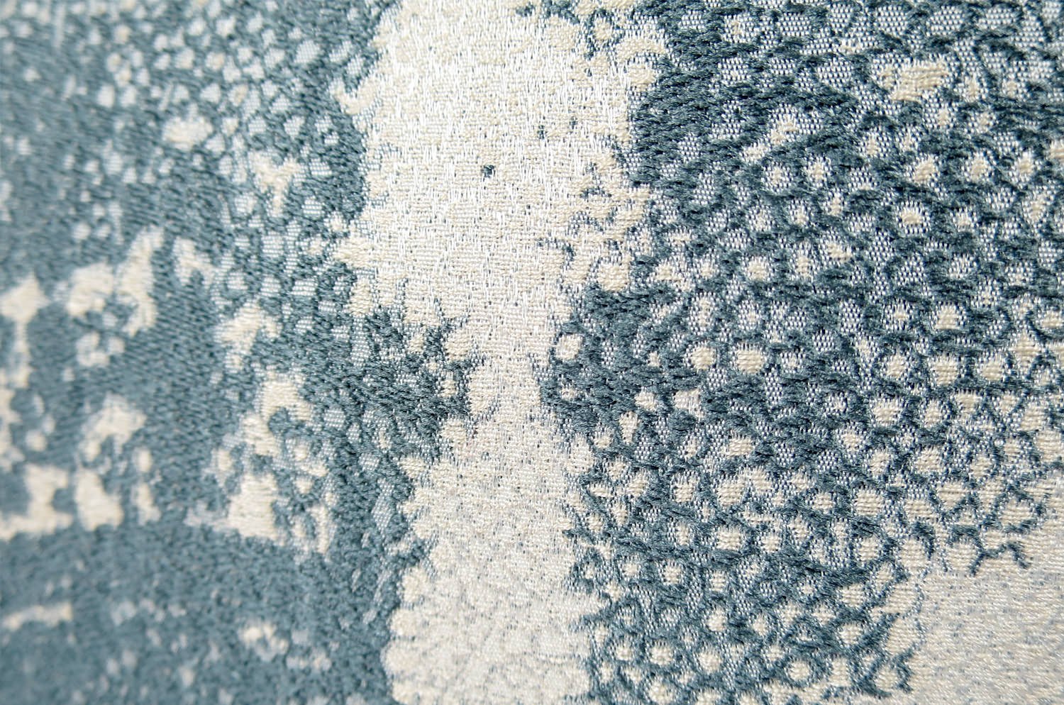 The RUBELLI/FIAMMETTA ダマスクASH 大きめクッション イタリア製ファブリック 64×50cm 中材付 - HOUSE OF JAPAN Shop