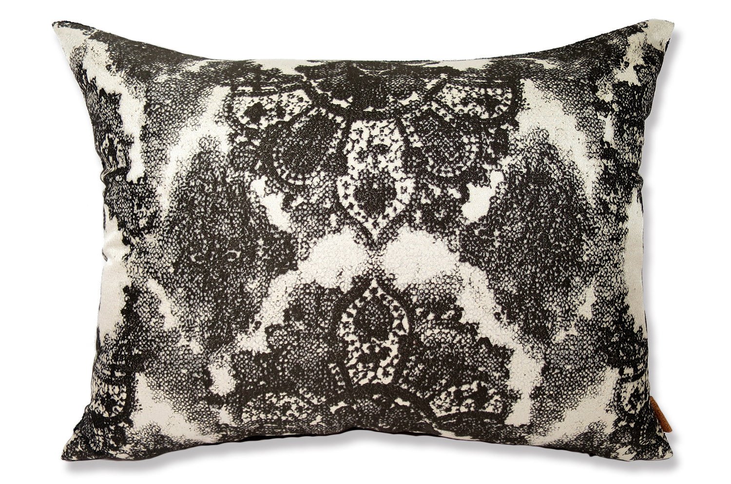 The RUBELLI/FIAMMETTA ダマスクDARKクッション イタリア製ファブリック 64×50cm 中材付 - HOUSE OF JAPAN Shop