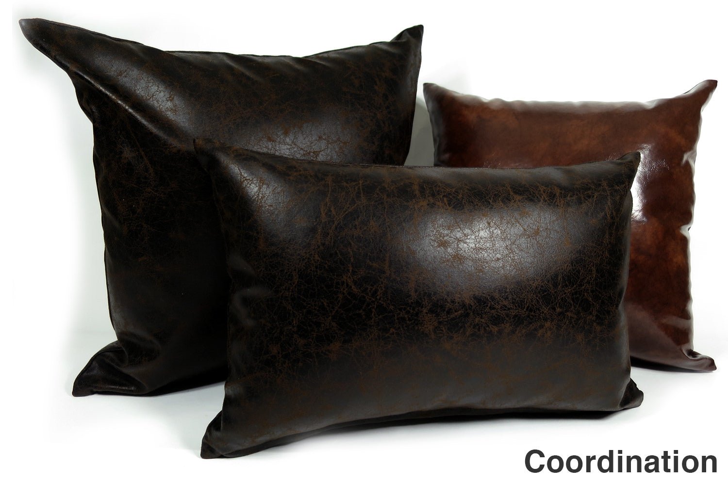 The Scratch Synthetic Leather スクラッチフェイクレザークッション ダークブラウン 45×30cm 中材付 - HOUSE OF JAPAN Shop