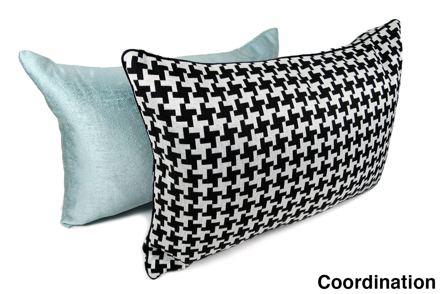 The Seamless Pattern シームレス千鳥格子柄 クッション パイピング付 ブラック ラメシルバー 45×30cm 中材付 - HOUSE OF JAPAN Shop