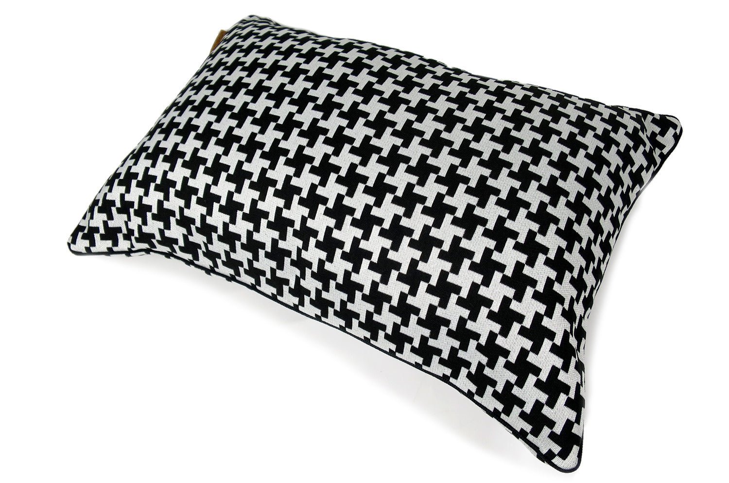 The Seamless Pattern シームレス千鳥格子柄 クッション パイピング付 ブラック ラメシルバー 45×30cm 中材付 - HOUSE OF JAPAN Shop