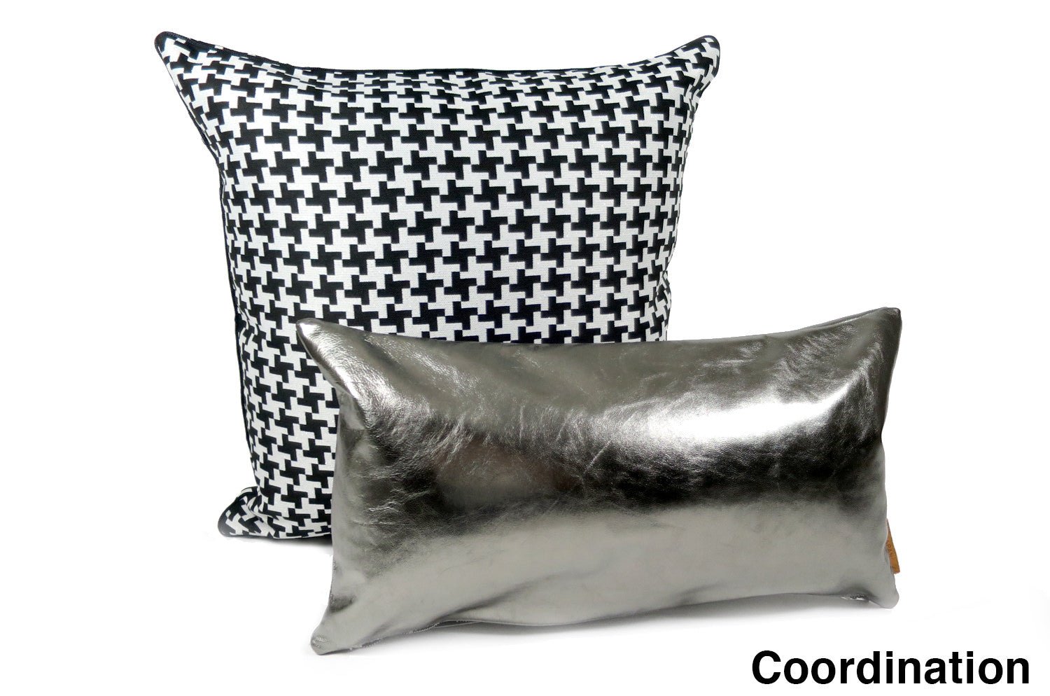 The Seamless Pattern シームレス千鳥格子柄 クッションカバーパイピング付 ブラック ラメシルバー 45×45cm - HOUSE OF JAPAN Shop