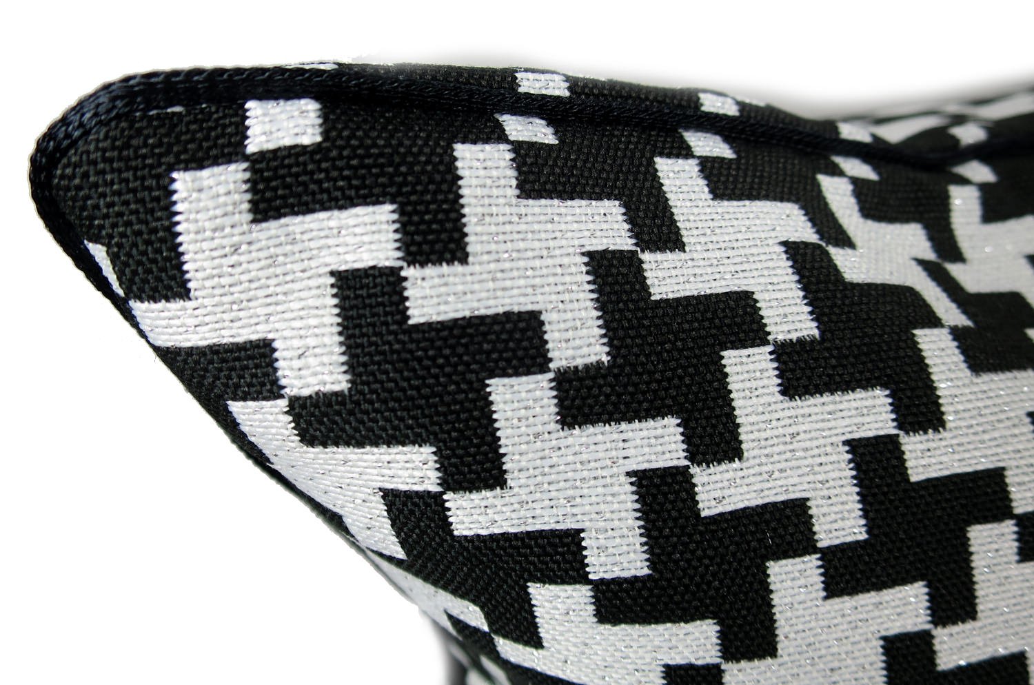 The Seamless Pattern シームレス千鳥格子柄 クッションカバーパイピング付 ブラック ラメシルバー 45×45cm - HOUSE OF JAPAN Shop