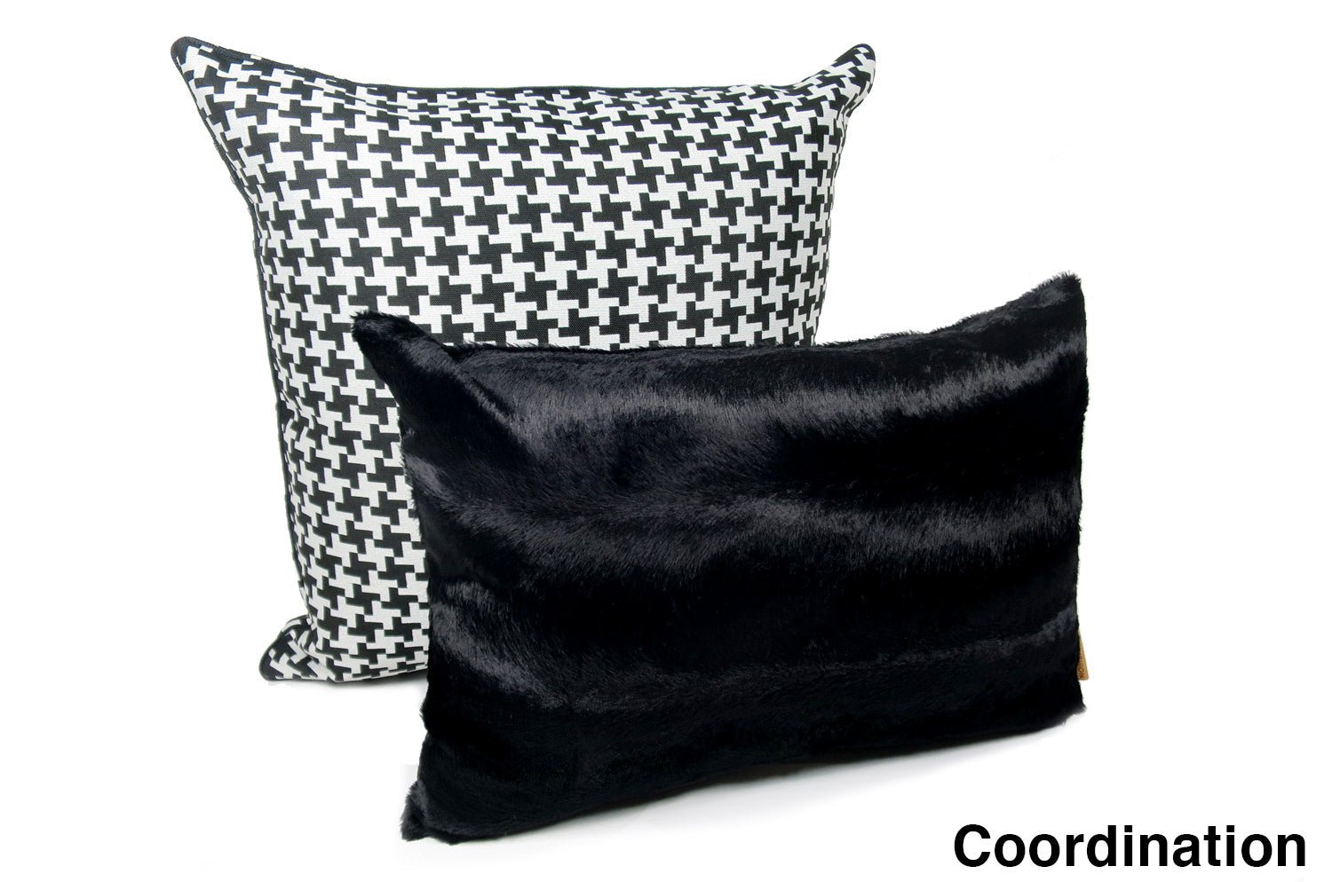 The Seamless Pattern シームレス千鳥格子柄 クッションカバーパイピング付 ブラック ラメシルバー 45×45cm - HOUSE OF JAPAN Shop