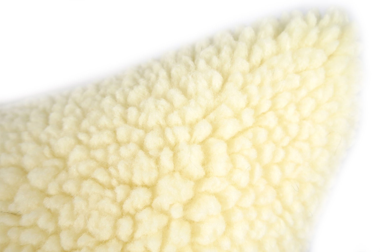 The Seep 至極の手触りエコファー ソフトシープ クッションカバー 45×45cm - HOUSE OF JAPAN Shop