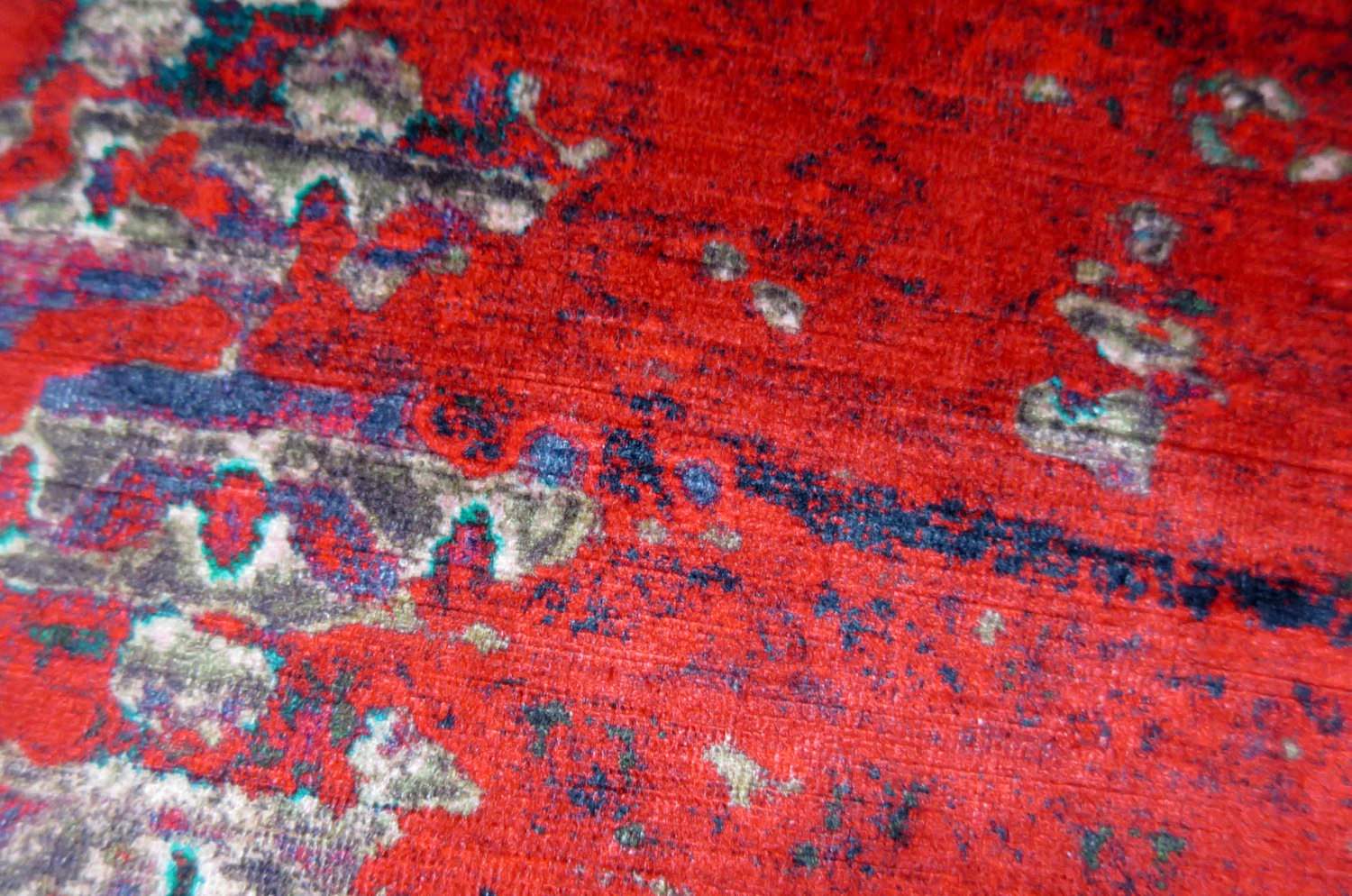 The Shade Carpet レッドベルベットクッションカバー 50×50cm - HOUSE OF JAPAN Shop