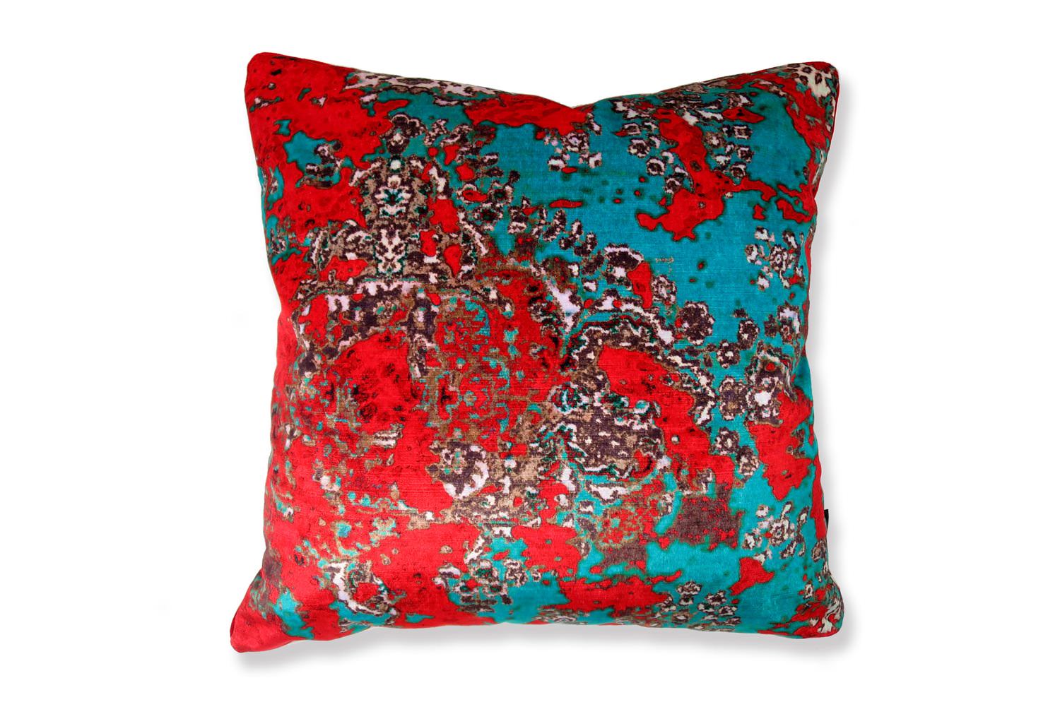 The Shade Carpet レッドベルベットクッションカバー 50×50cm - HOUSE OF JAPAN Shop