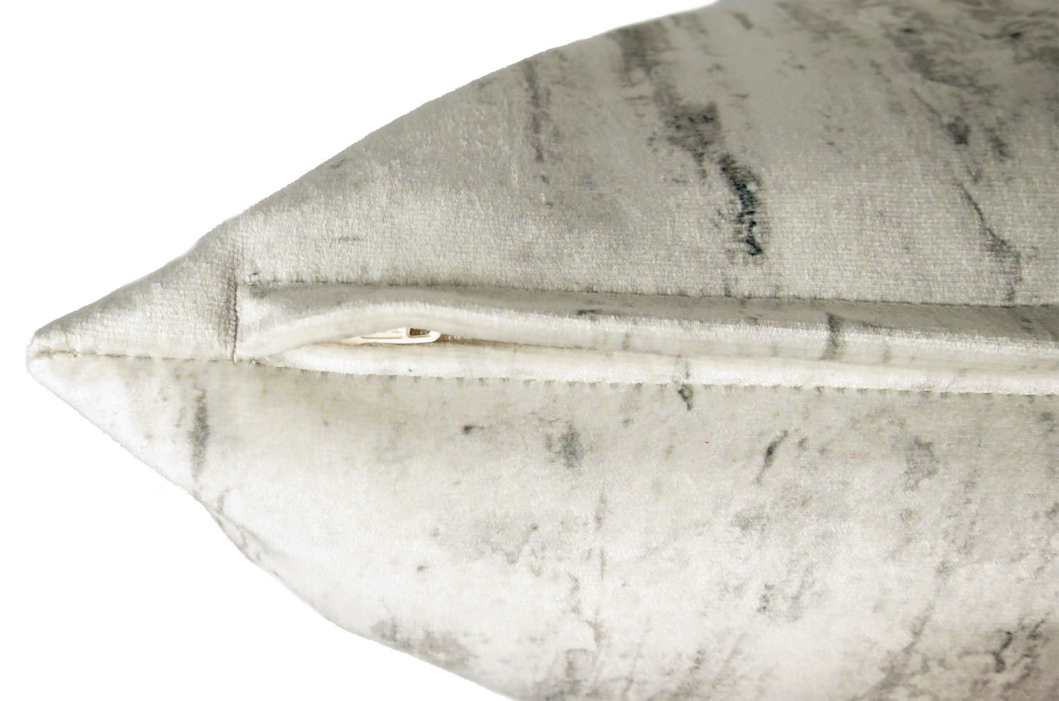 The Shadow Velvet クッションカバー グレーシェード 45×45cm - HOUSE OF JAPAN Shop