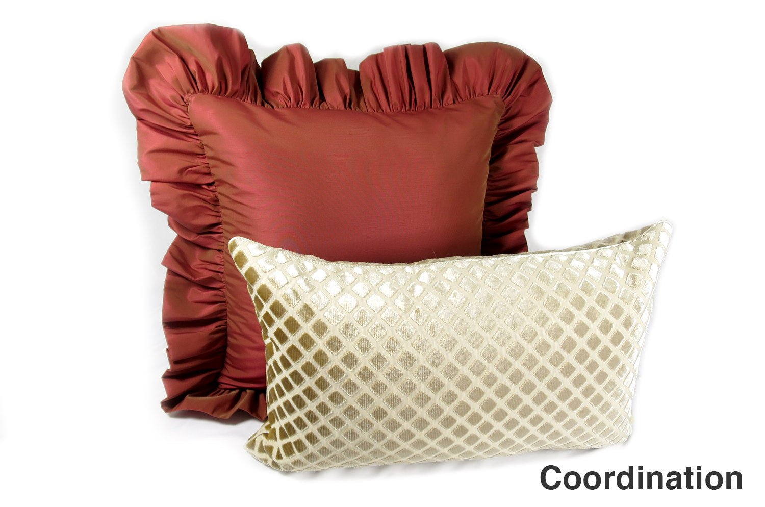 The Shantung Brick Ruffle シャンタンパフフリルクッションカバー ブリック色 45×45cm(61cm) - HOUSE OF JAPAN Shop