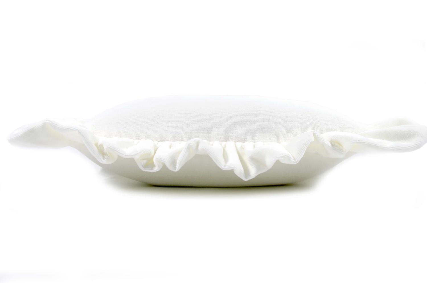 The Shirring Frill シャーリングタオル フリルクッション ホワイト 50×28(64×42)cm 中材付 - HOUSE OF JAPAN Shop