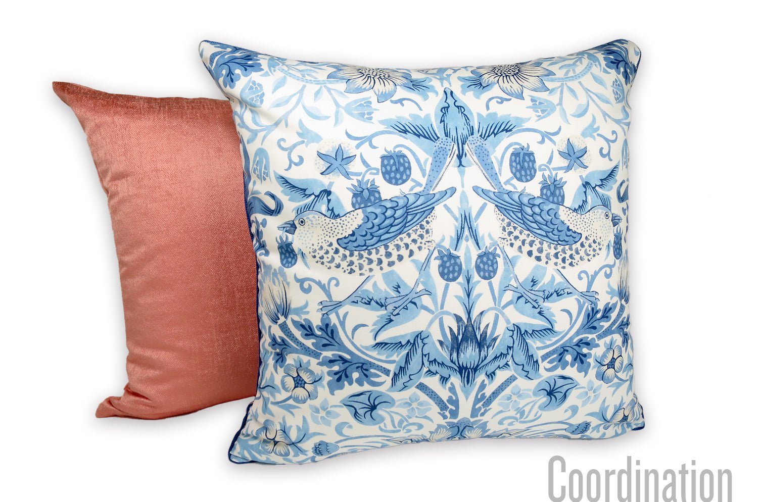 The Simply Strawberry Thief ウィリアムモリス いちご泥棒 クッションカバー(ブルー) 45×45cm - HOUSE OF JAPAN Shop