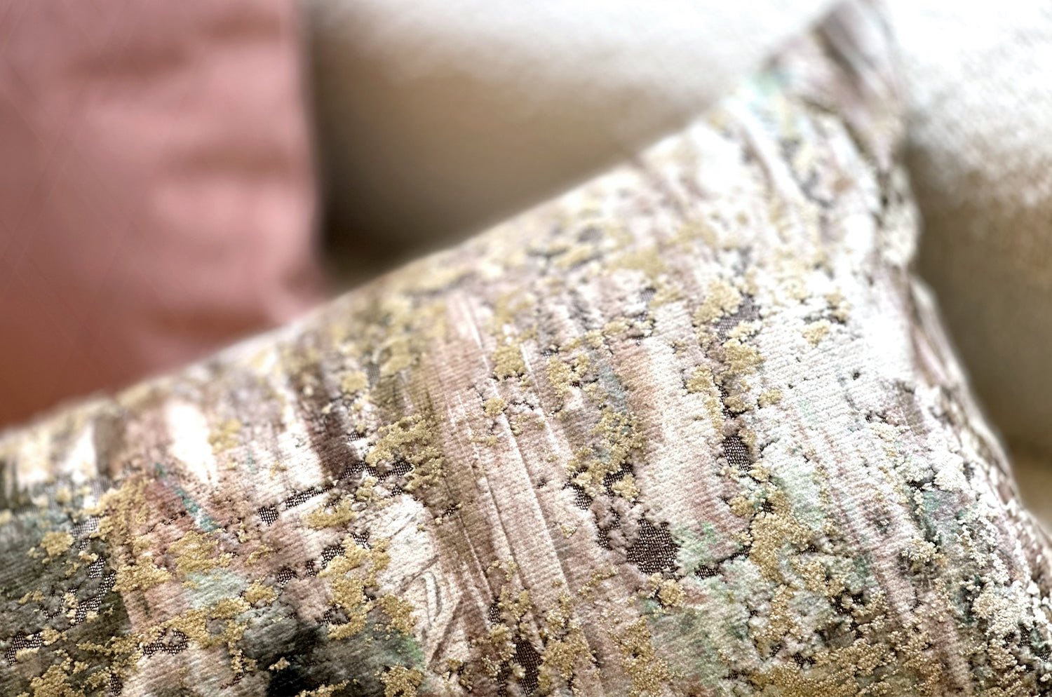 The SKYLON Jane Churchill スカイロン クッション 55×31cm 中材付 - HOUSE OF JAPAN Shop