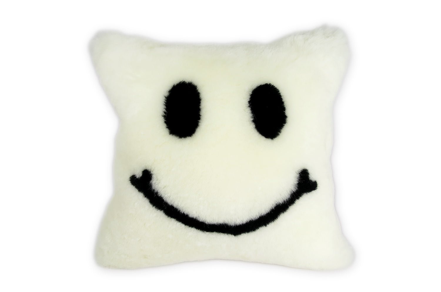 The SMILE 『ニコフェイス®』 スマイル ムートン クッション (ホワイト) 35×35cm 中材付 - HOUSE OF JAPAN Shop