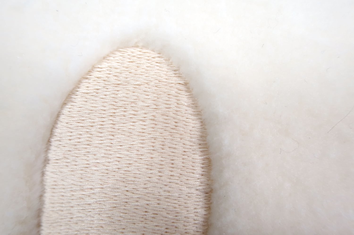 The Smile スマイル 『ニコフェイス®』刺繍オーガニックコットンファークッション 40×40cm 中材付 - HOUSE OF JAPAN Shop