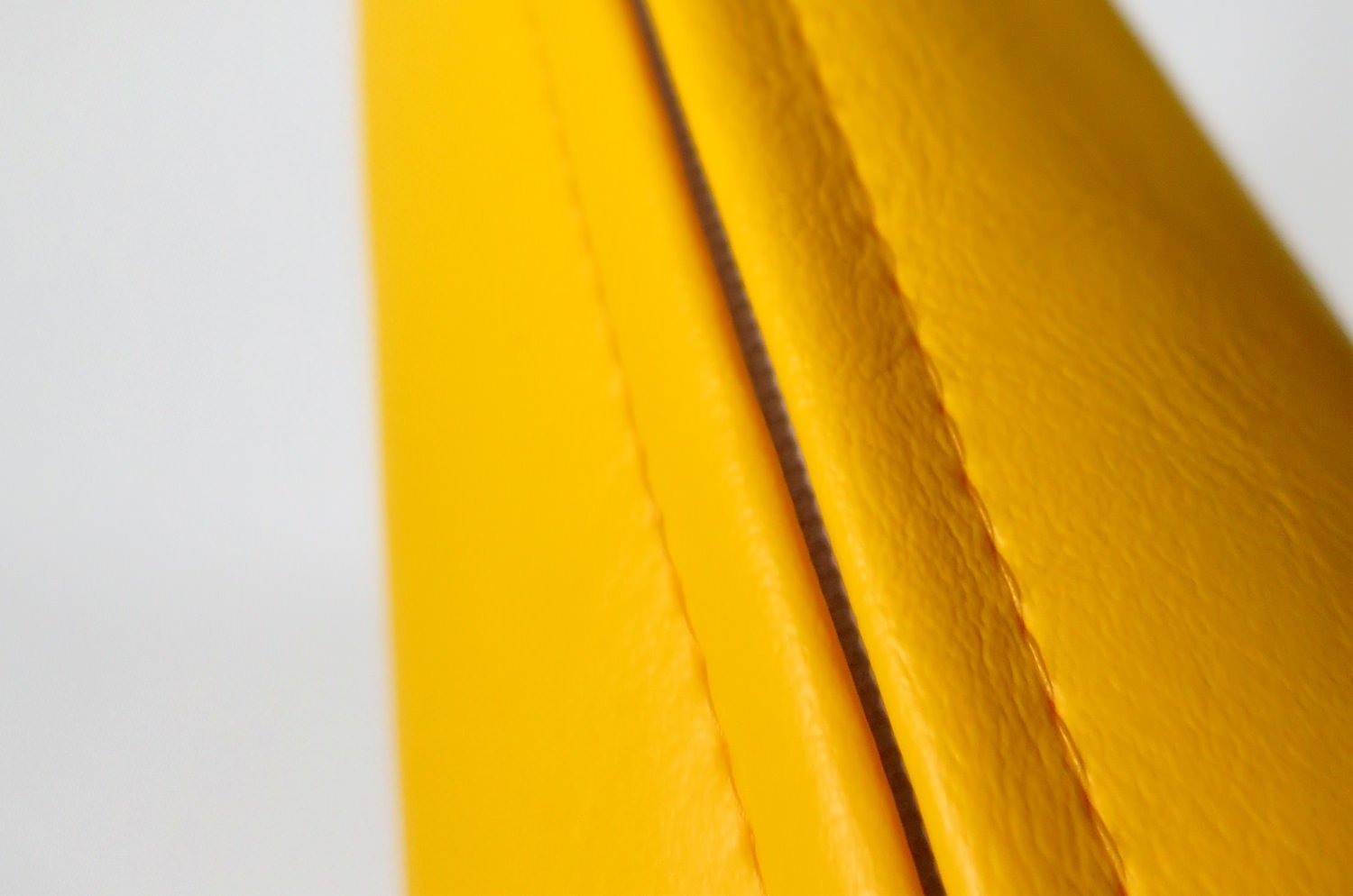 The Smile スマイル キュートブラックスマイル 『ニコフェイス®』刺繍クッションセット イエロー 中材付 - HOUSE OF JAPAN Shop