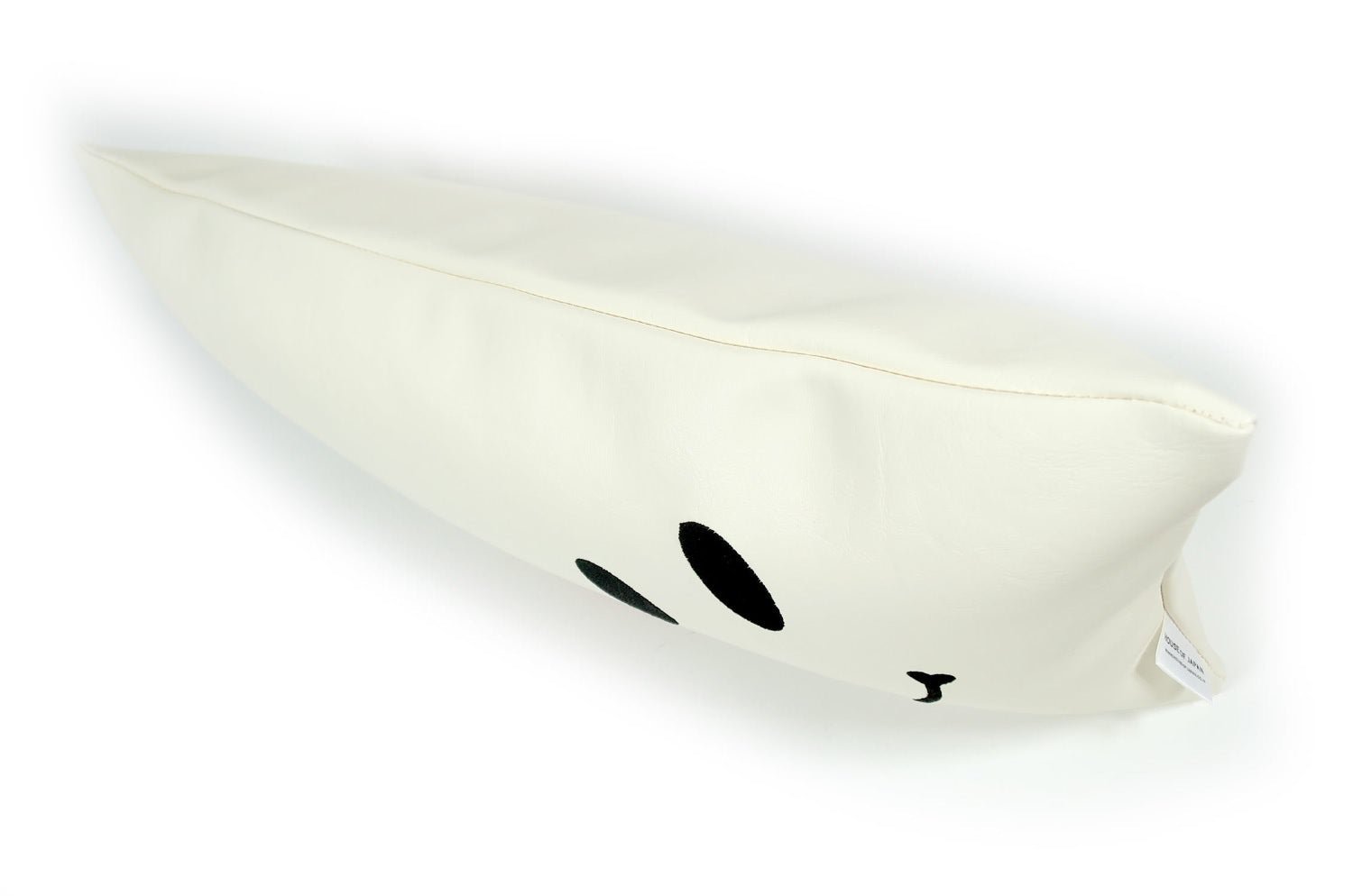 The Smile スマイル キュートブラックスマイル 『ニコフェイス®』刺繍クッション ホワイト 45×20cm 中材付 - HOUSE OF JAPAN Shop