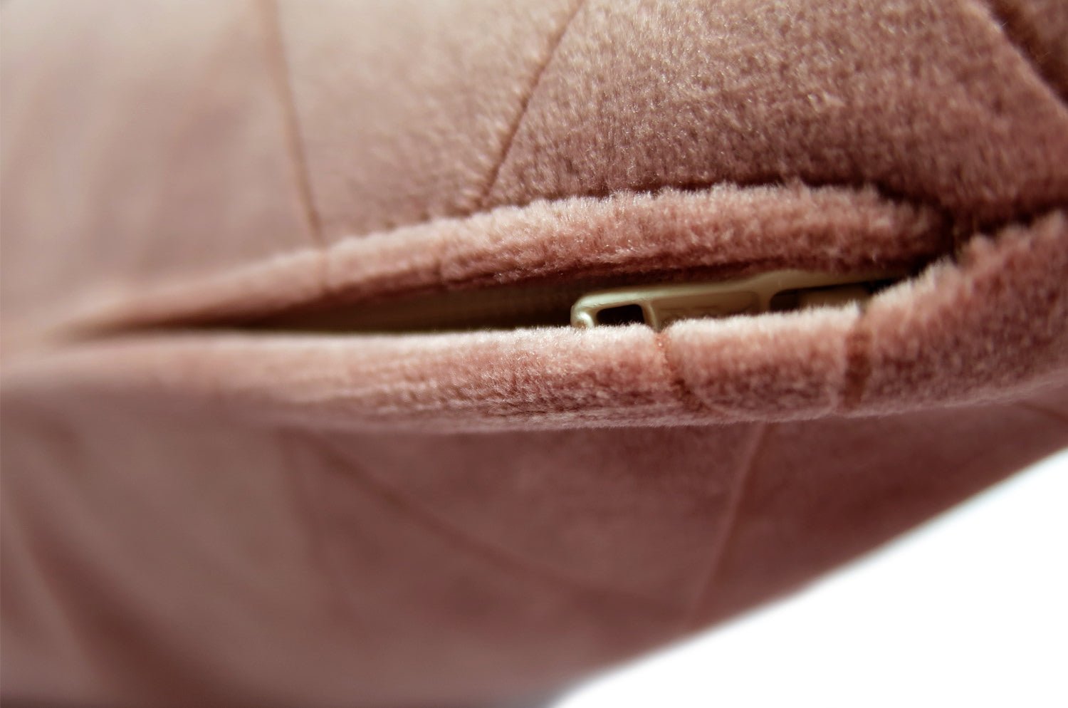 The Smokey Pink スペイン製起毛スエード調クッションカバー スモーキーピンク 50×50cm - HOUSE OF JAPAN Shop