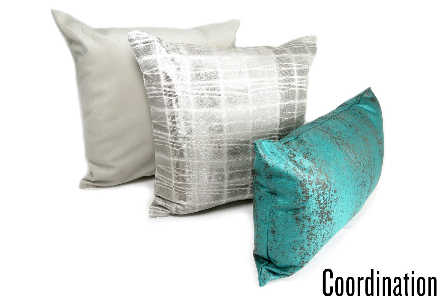 The Smoky Whiteスペイン製起毛スエード調クッションカバー スモーキーホワイト 50×50cm - HOUSE OF JAPAN Shop