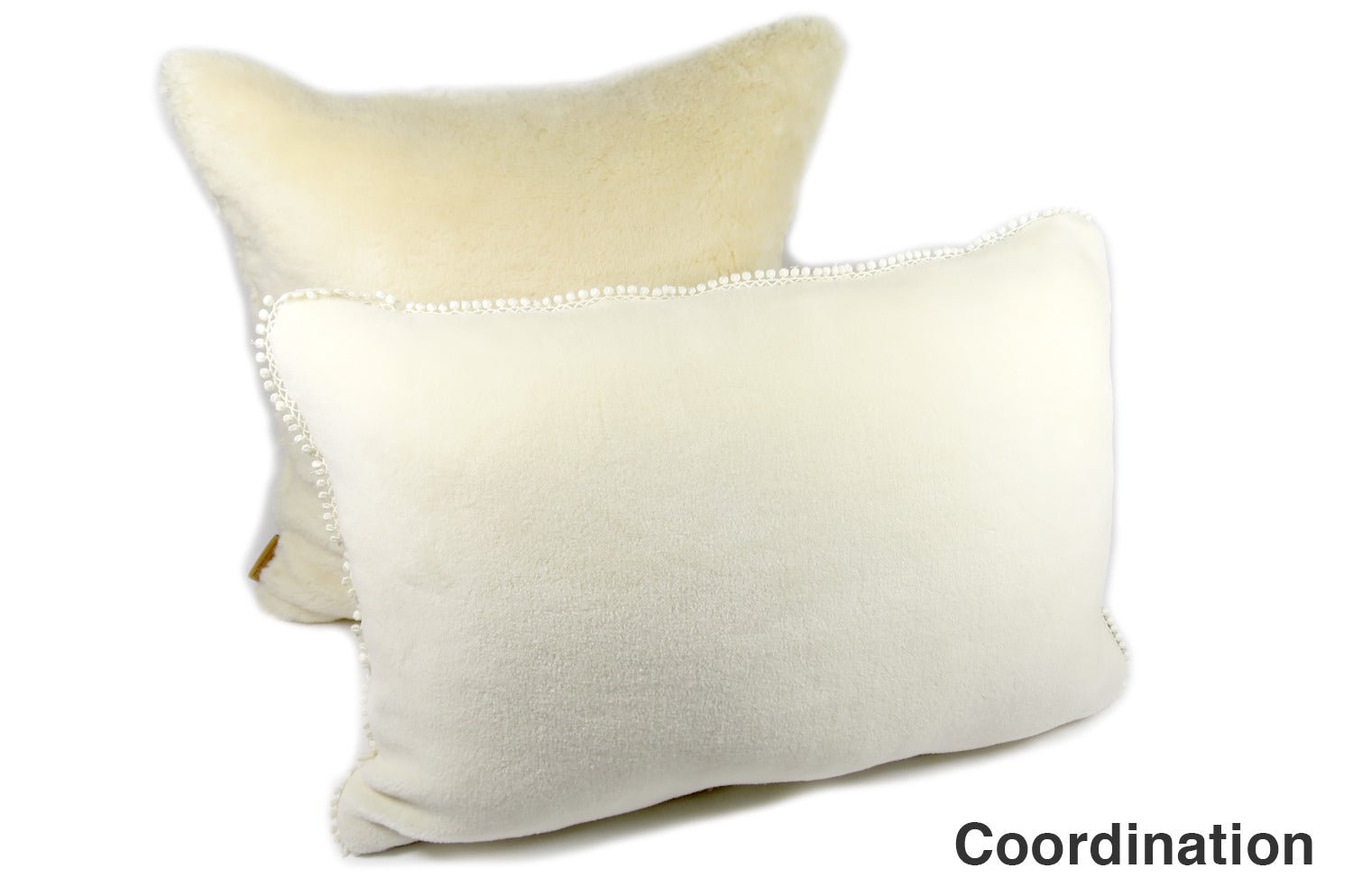 The Snow 白雪オーガニックコットンファー フリンジクッション 50×35cm 中材付 - HOUSE OF JAPAN Shop