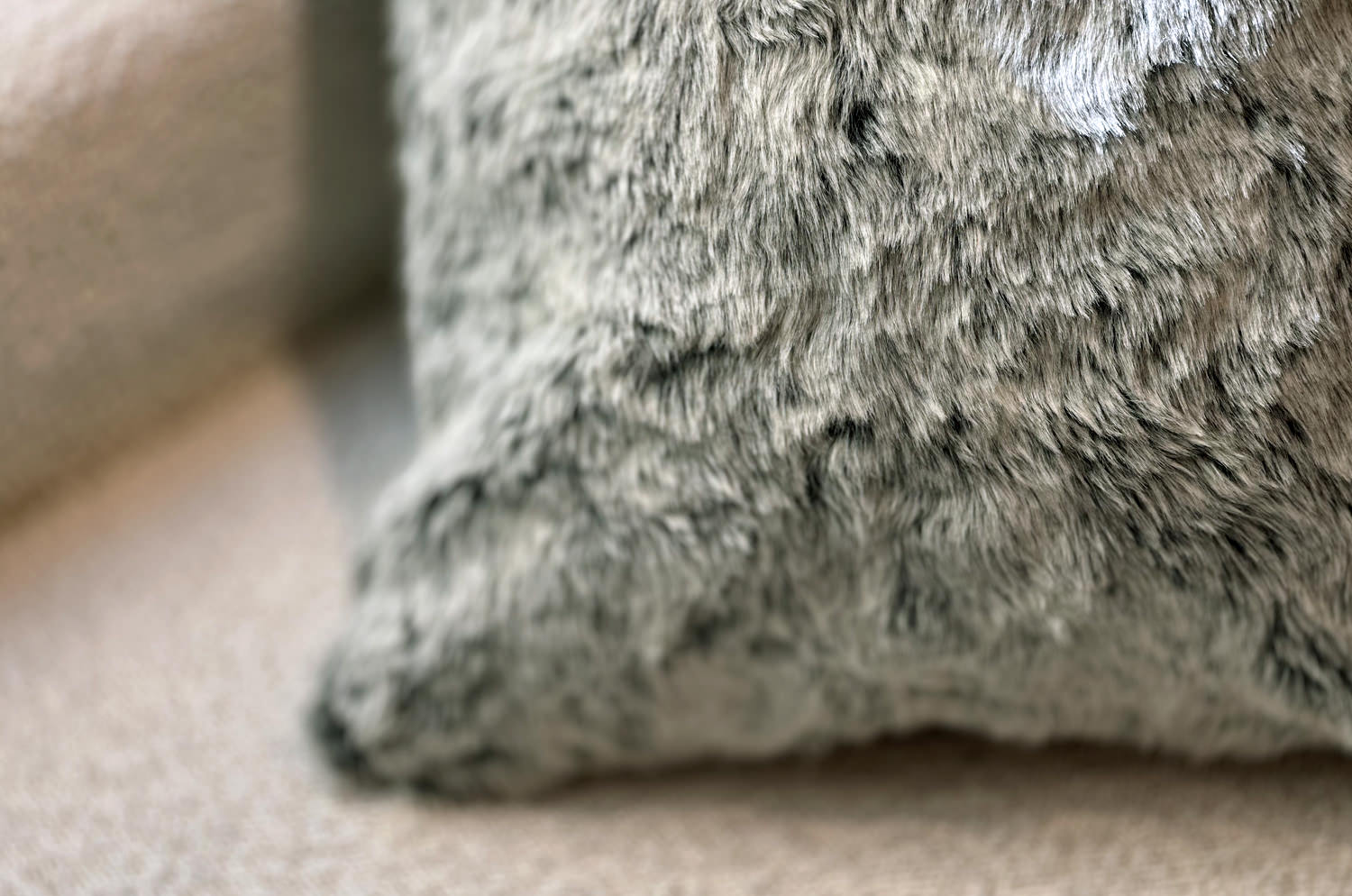 The Snow Top スノートップ エコファークッションカバー(noir)40×40cm - HOUSE OF JAPAN Shop