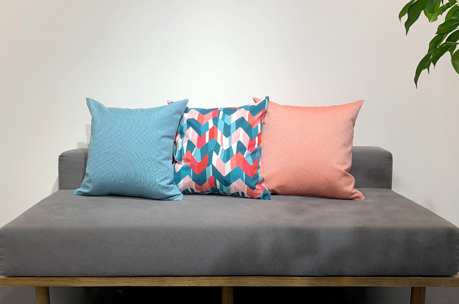 The Spark Outdoor&Indoor fabric ミント 撥水クッションカバー 45×45cm - HOUSE OF JAPAN Shop