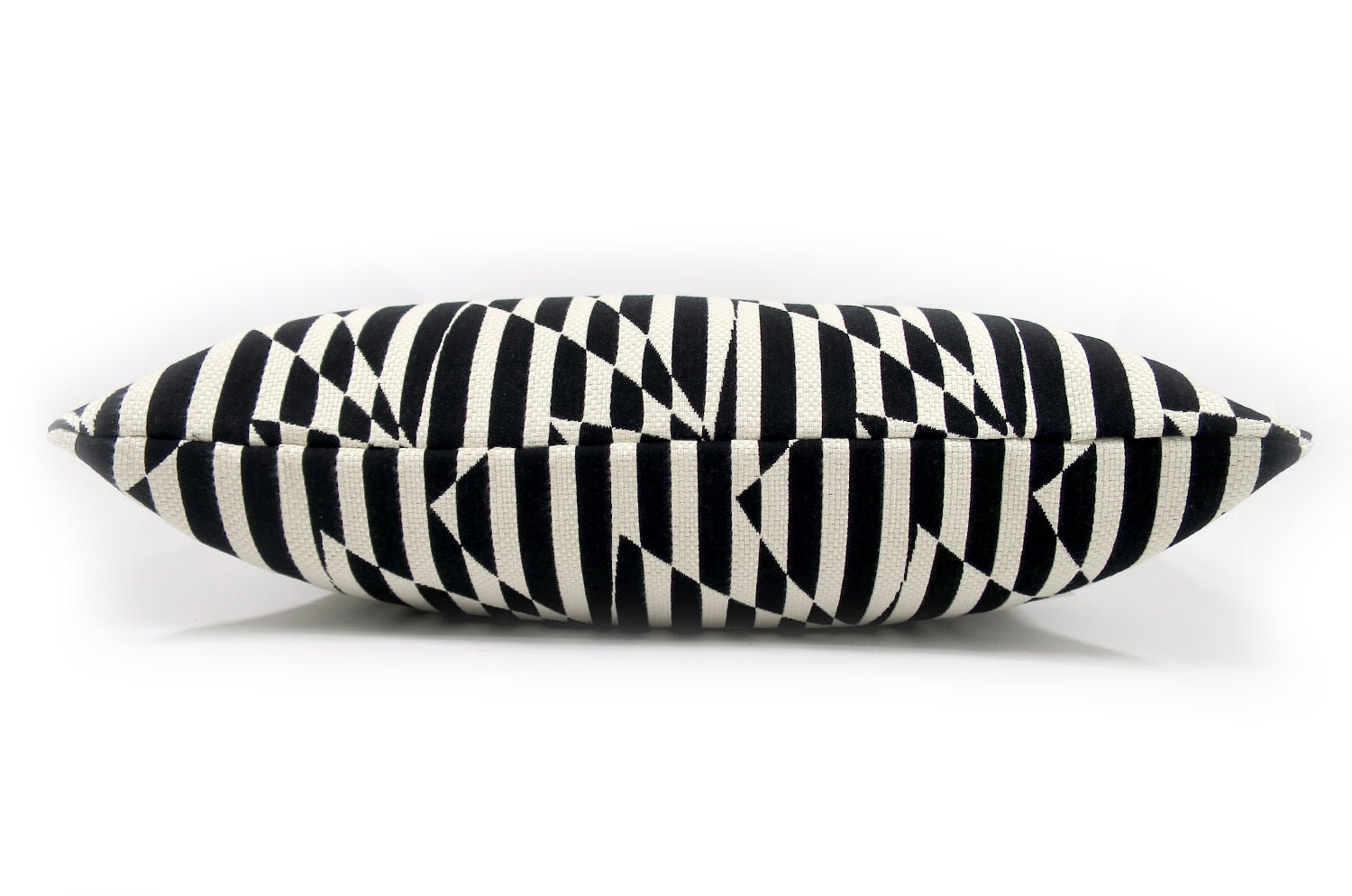 Stripey ZigZag Bird Monochrome cushion ELEY KISHIMOTO(イーリー キシモト)fabric クッション 50×30cm 中材付 - HOUSE OF JAPAN Shop