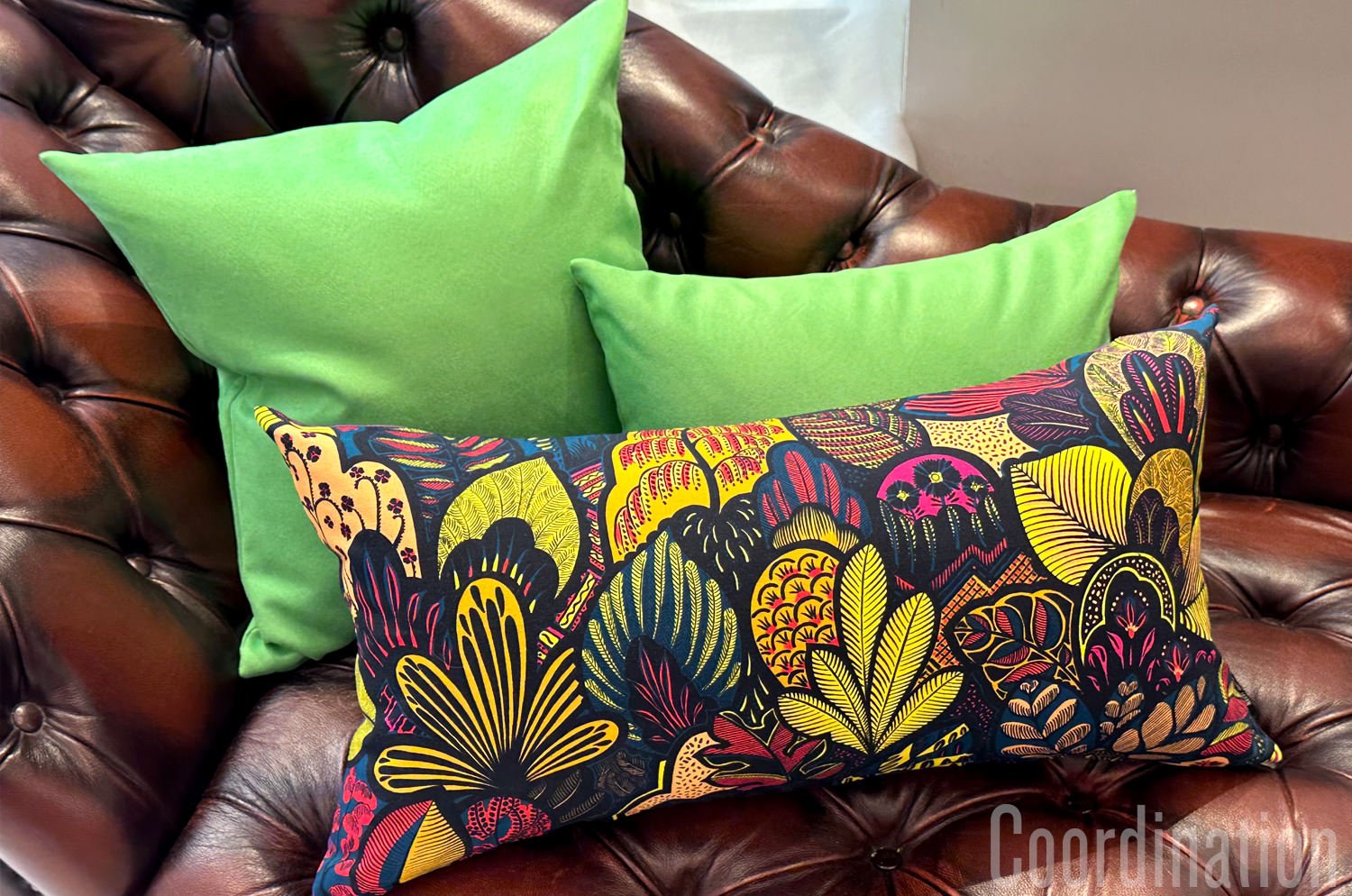 The Sueback スペイン製フェイクスエード クッションカバー (ライム) 45×45cm - HOUSE OF JAPAN Shop