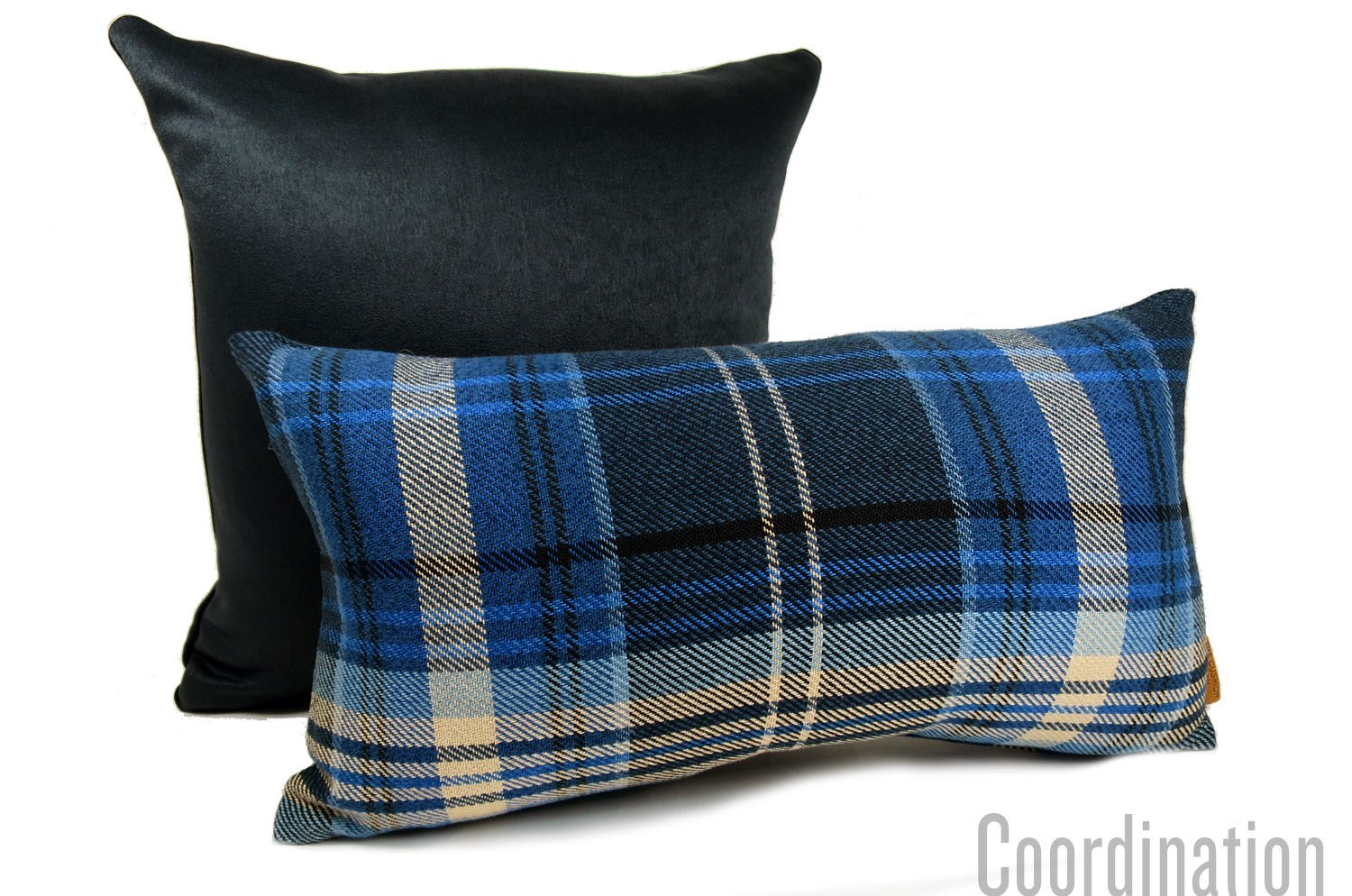 The Sueback スエード調パイピング付クッションカバー ミッドナイト 45×45cm - HOUSE OF JAPAN Shop