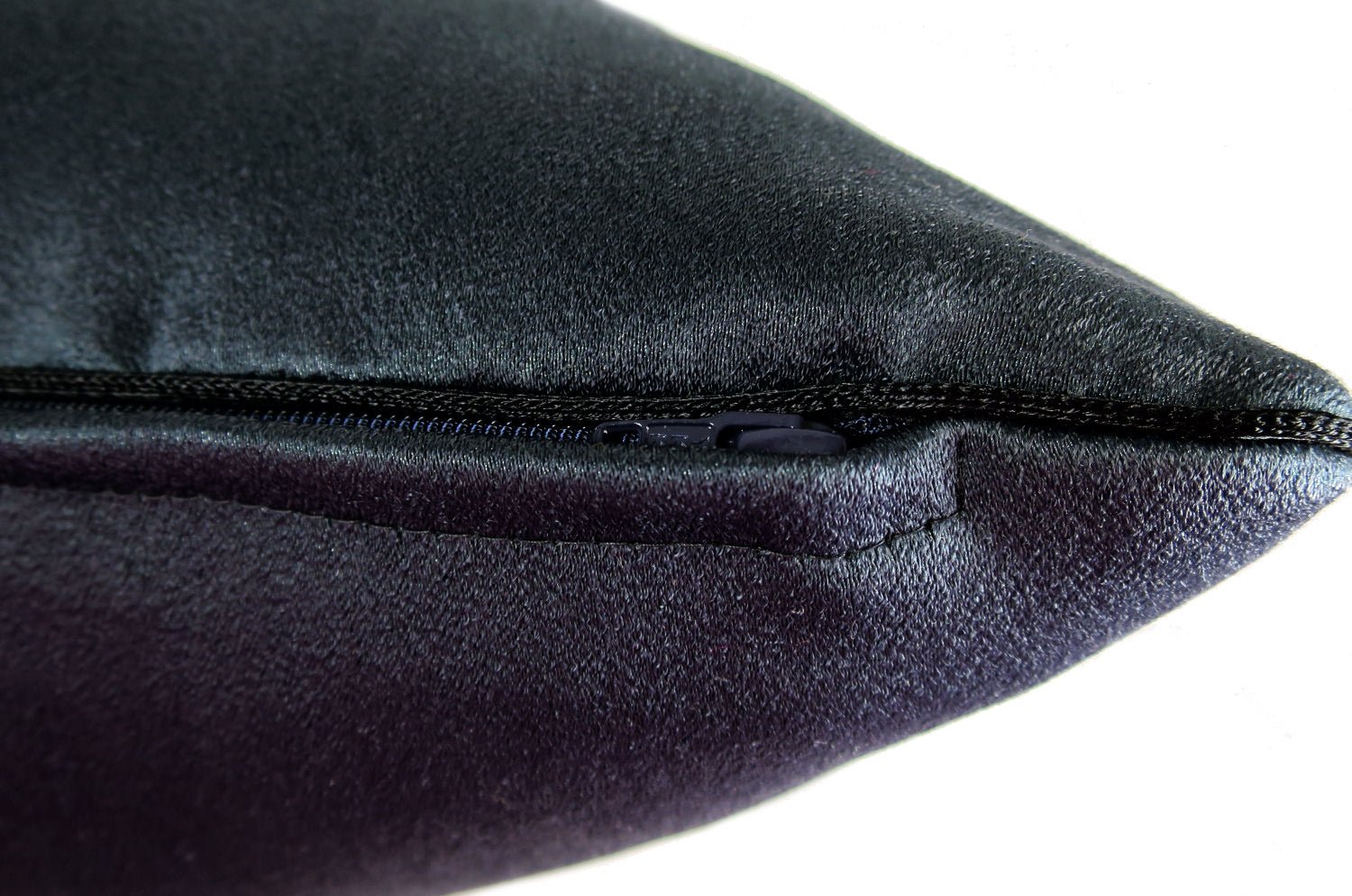 The Sueback スエード調パイピング付クッションカバー ミッドナイト 45×45cm - HOUSE OF JAPAN Shop