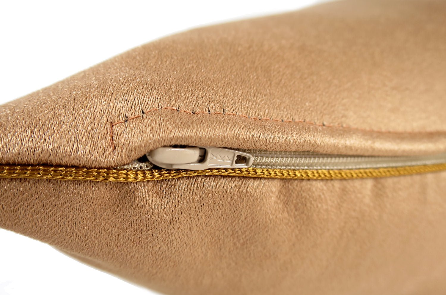 The Sueback スエード調パイピング付きクッションカバー シナモン 45×45cm - HOUSE OF JAPAN Shop