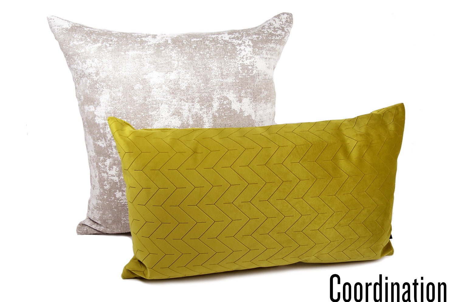 The Sulfur Yellow スペイン製起毛スエード調クッション サルファ―イエロー 50×30cm 中材付 - HOUSE OF JAPAN Shop