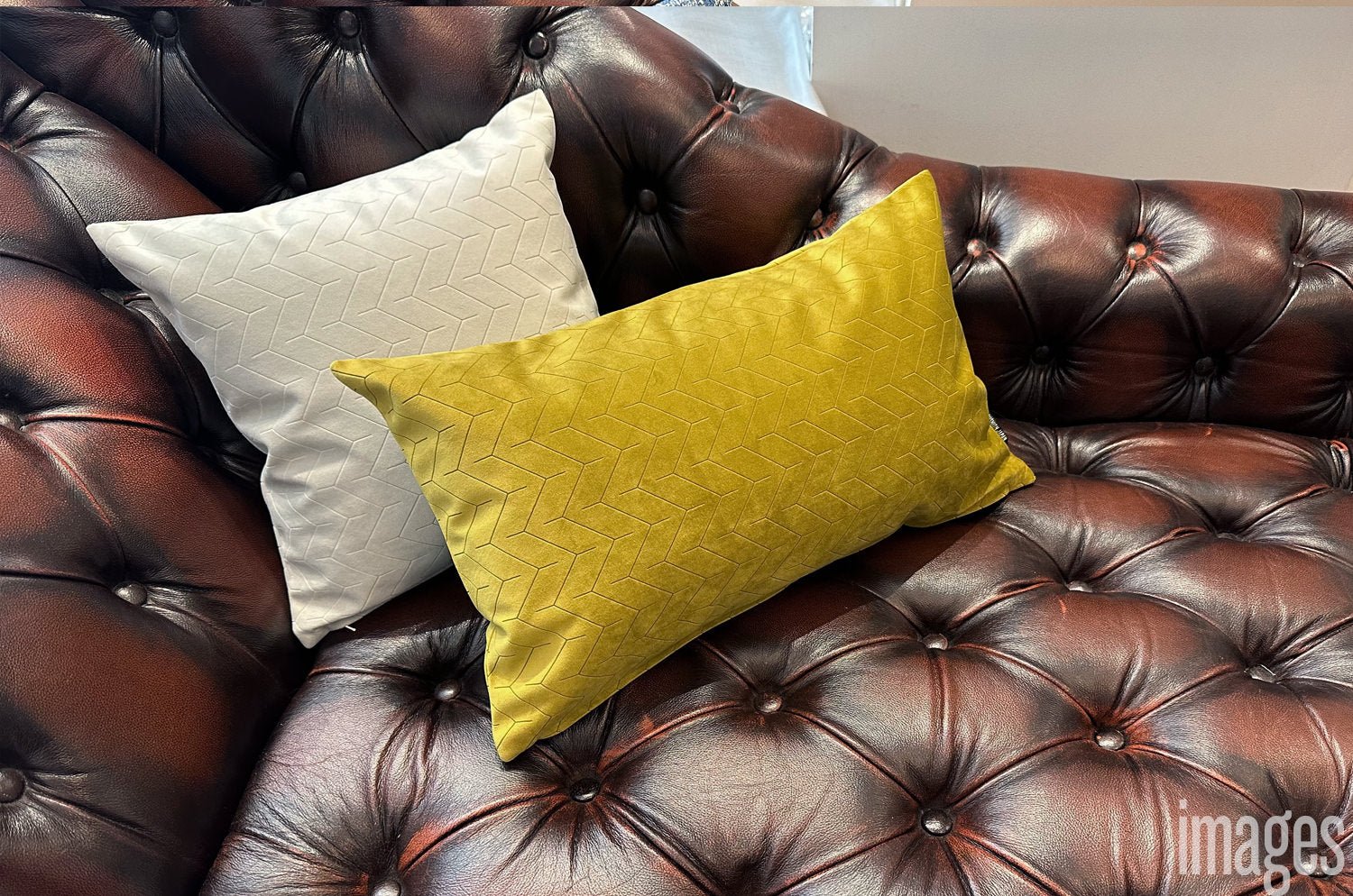 The Sulfur Yellow スペイン製起毛スエード調クッション サルファ―イエロー 50×30cm 中材付 - HOUSE OF JAPAN Shop