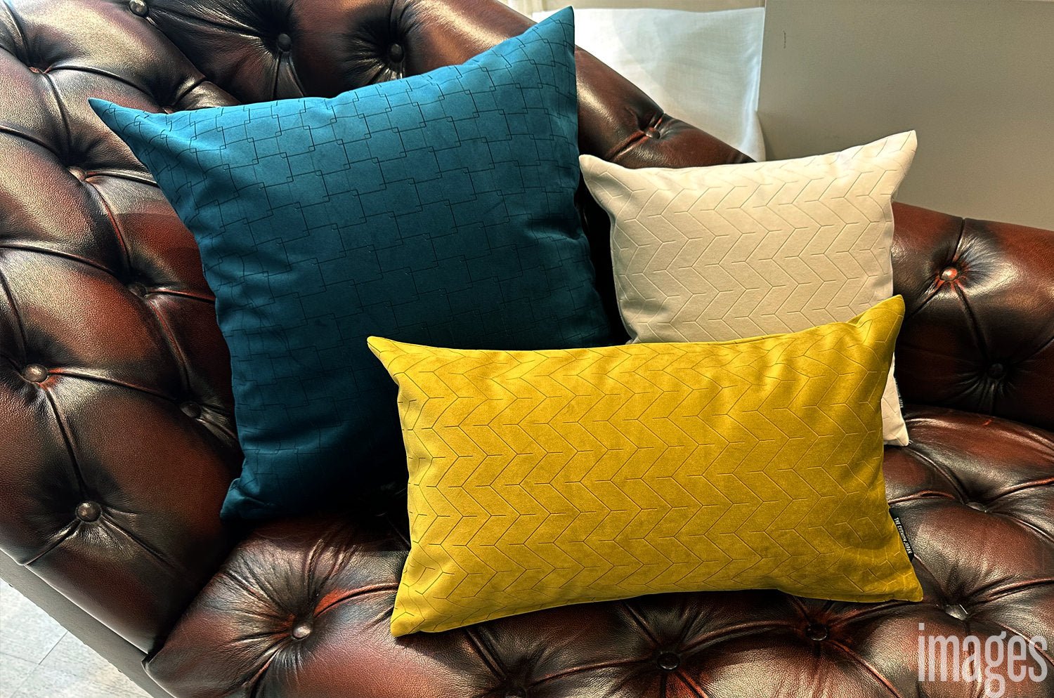 The Sulfur Yellow スペイン製起毛スエード調クッション サルファ―イエロー 50×30cm 中材付 - HOUSE OF JAPAN Shop