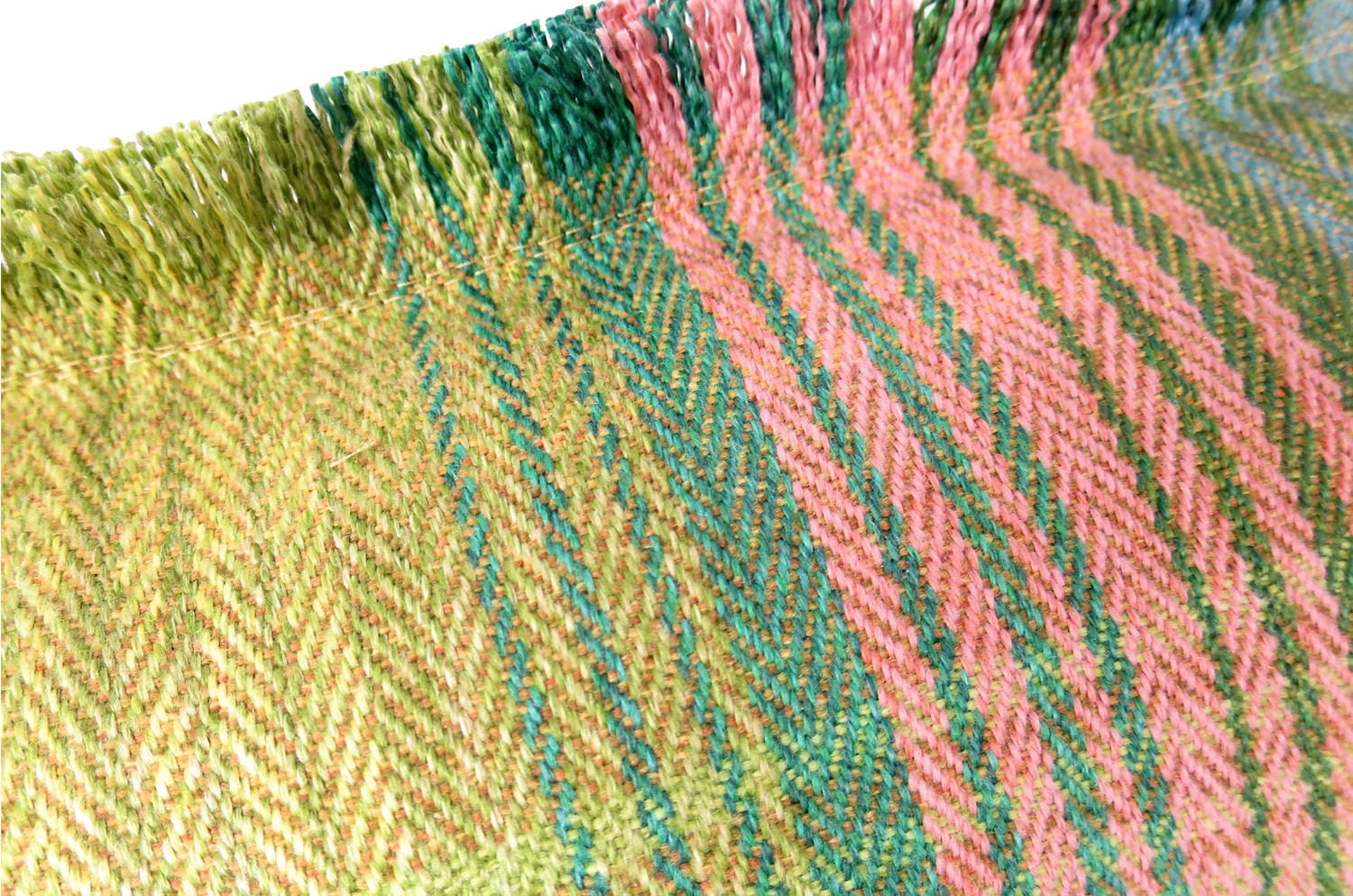 The Tartan check タータンチェックシャギーフリンジクッション 60(63)×30(33)cm 中材付 - HOUSE OF JAPAN Shop