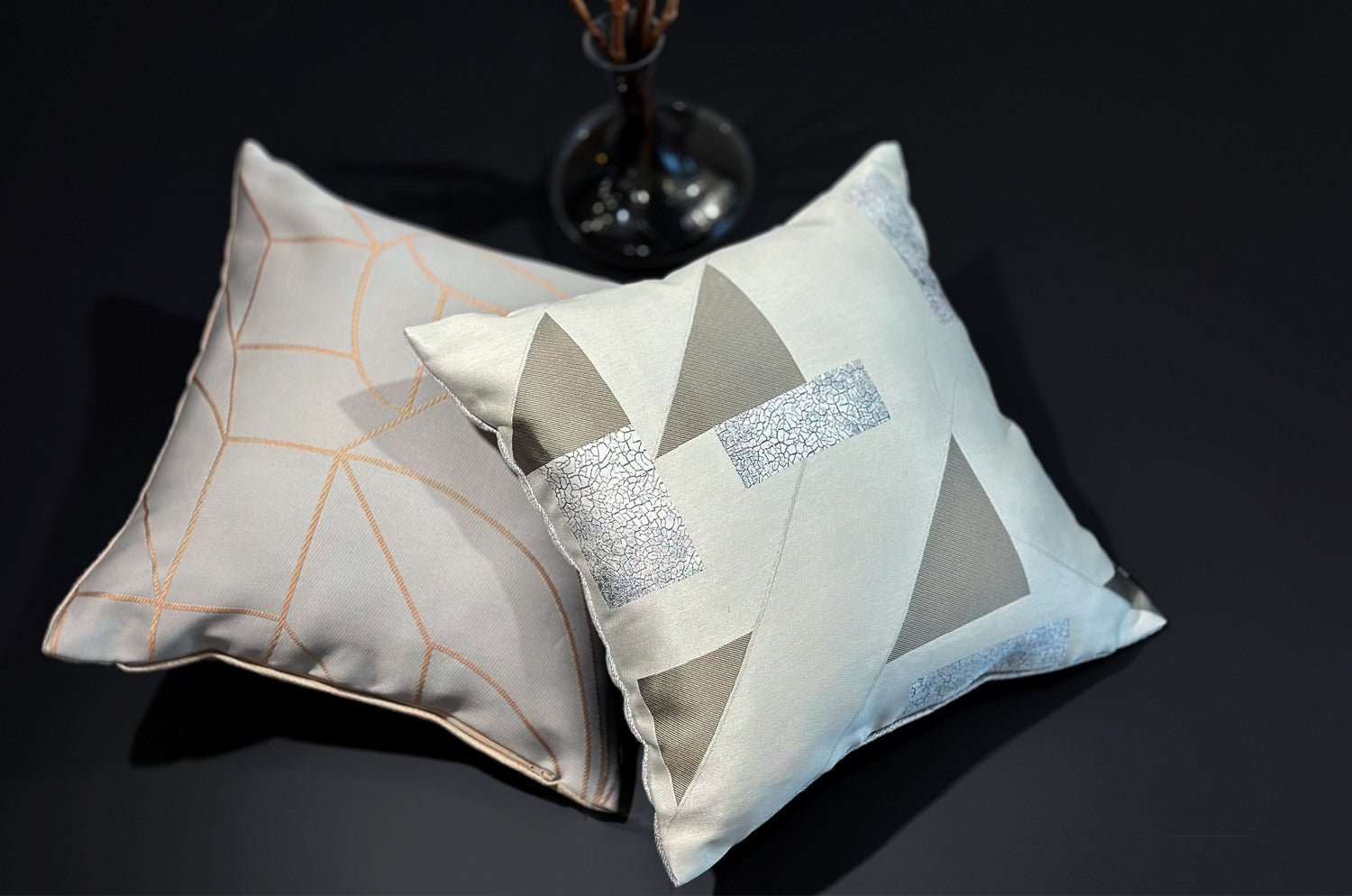 The TASHKENT アルマーニカーザ タシュケント クッションカバー 45×45cm - HOUSE OF JAPAN Shop