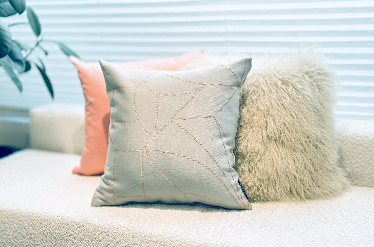 The TASHKENT アルマーニカーザ タシュケント クッションカバー 45×45cm - HOUSE OF JAPAN Shop