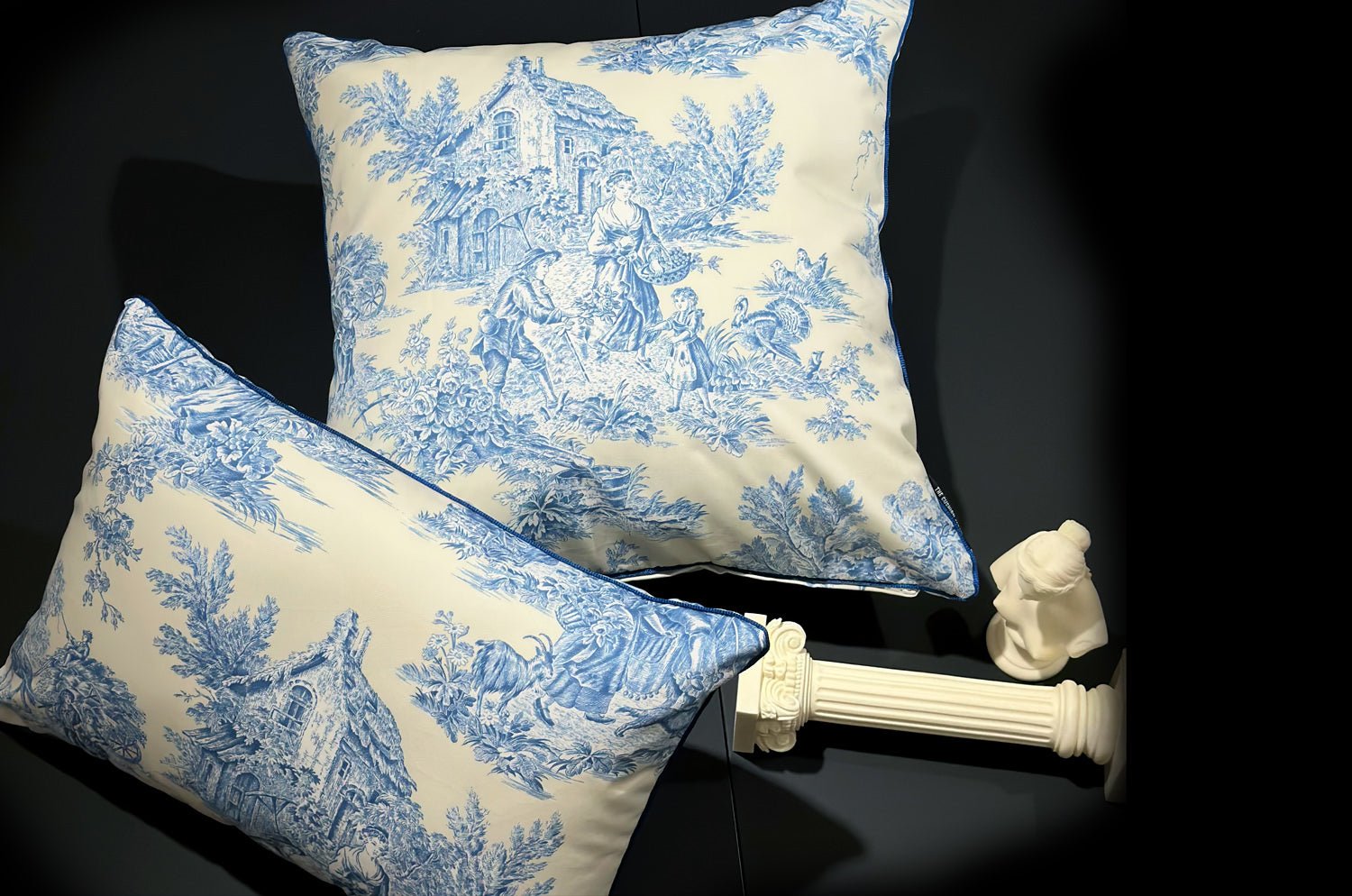 The toile de Jouy マニュエルカノヴァス トワルドジュイ クッションカバー 50×50cm - HOUSE OF JAPAN Shop