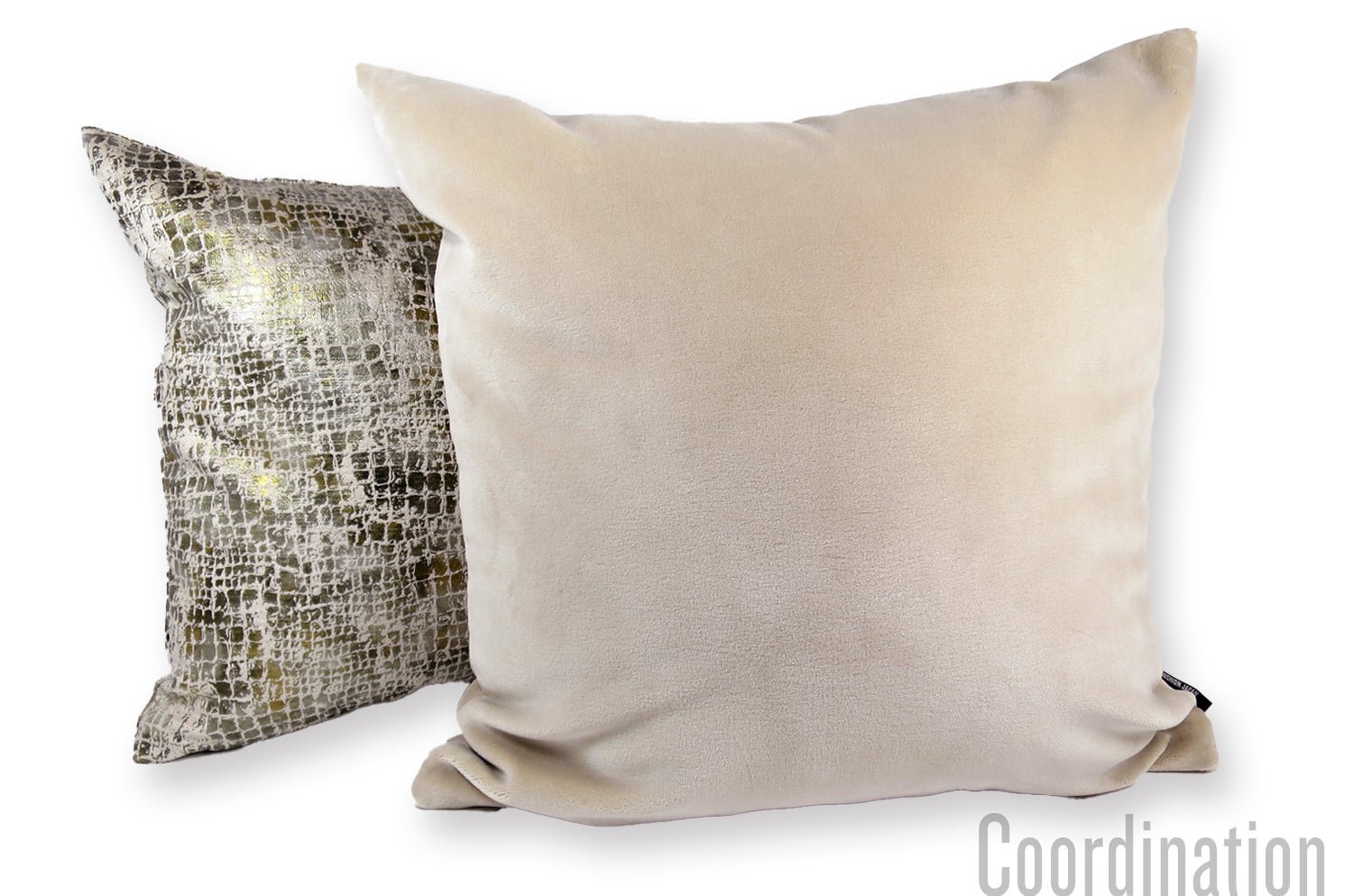 The TOURS アルマーニカーザ トゥール ベルベット クッションカバー (ベージュ) 50×50cm - HOUSE OF JAPAN Shop